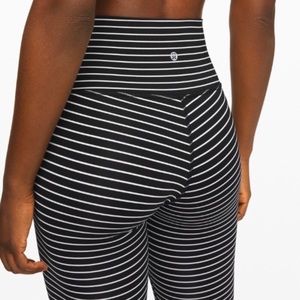 NWT Lululemon High Rise Wunder Unders 28” 14